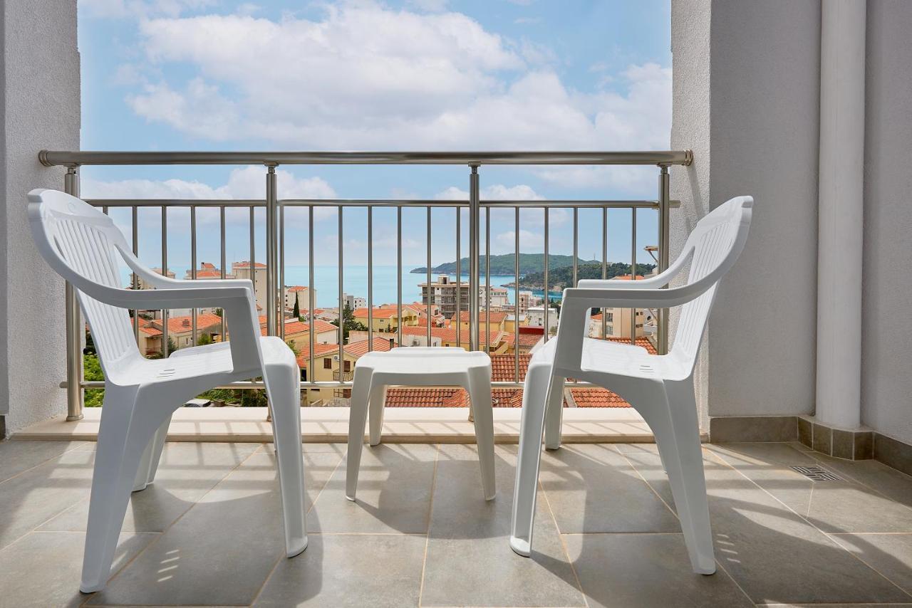 Garni Hotel Larimar Будва Экстерьер фото
