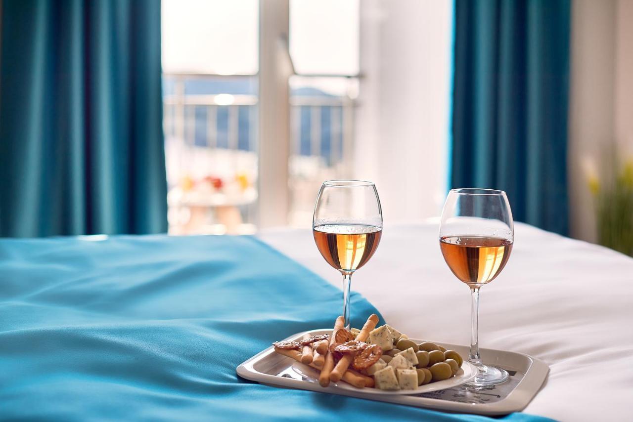 Garni Hotel Larimar Будва Экстерьер фото