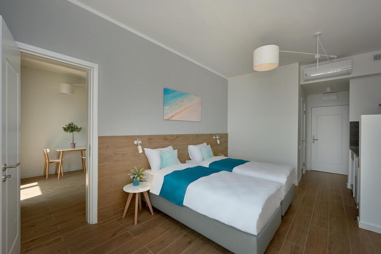 Garni Hotel Larimar Будва Экстерьер фото